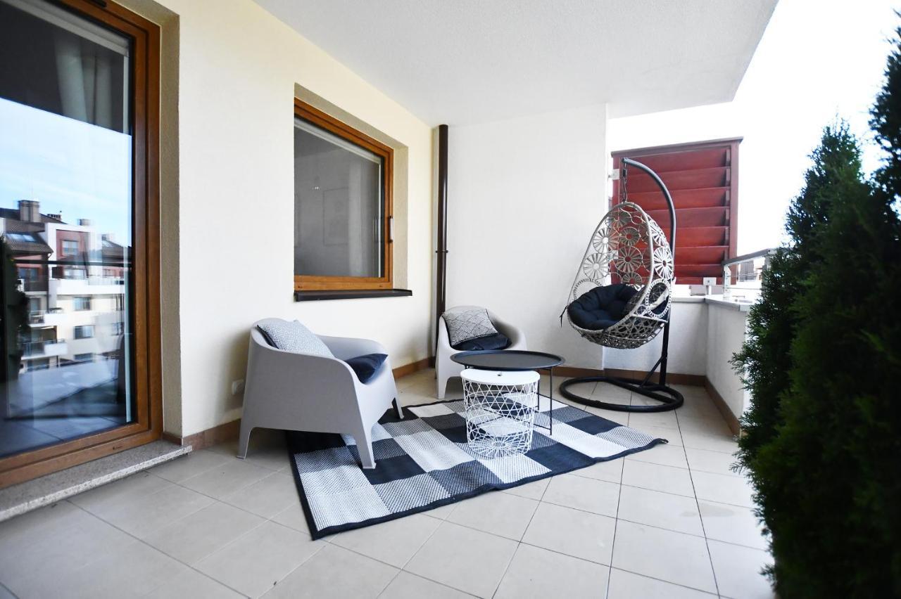 Ciekawe Miejsce B Apartment โควอบเซก ภายนอก รูปภาพ